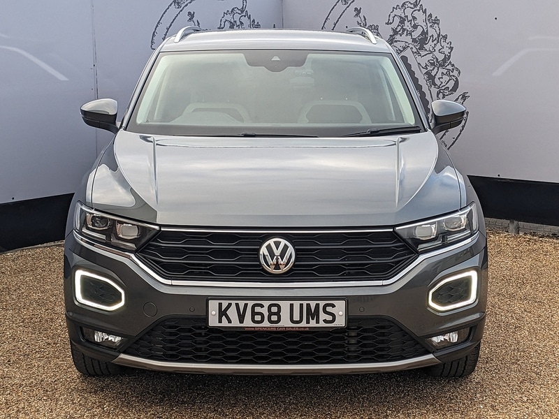 Used Volkswagen T-Roc 2018 for sale - 76323772: Photo 2