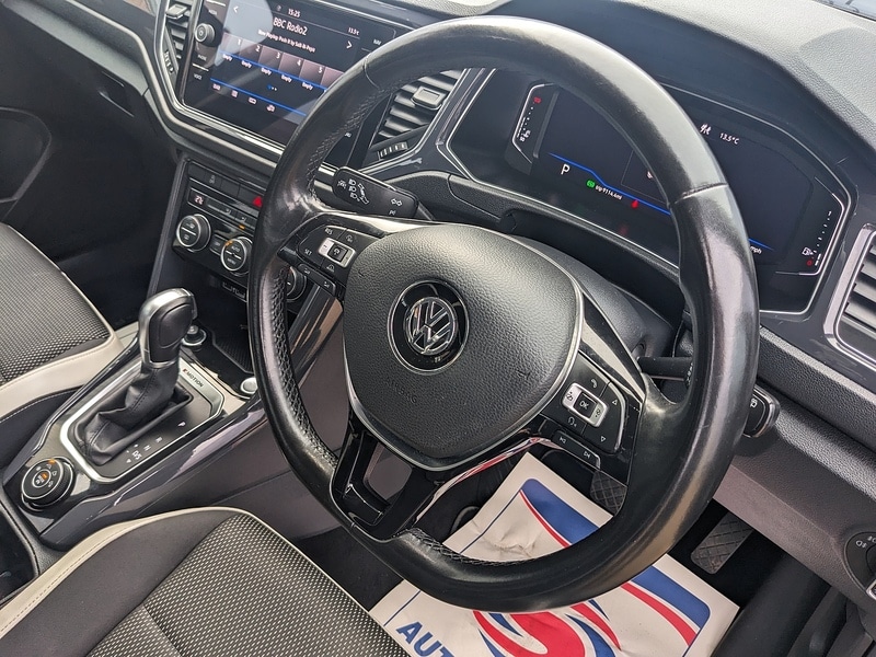 Used Volkswagen T-Roc 2018 for sale - 76323772: Photo 21