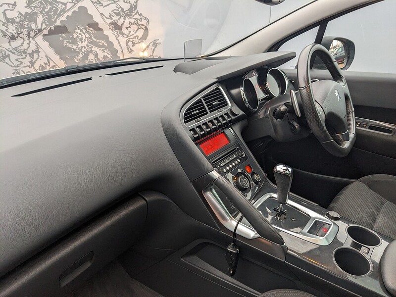 Used Peugeot 3008 2011 for sale - 77140268: Photo 17