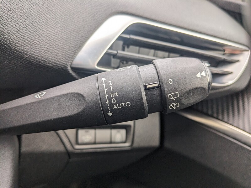 Used Peugeot 3008 2021 for sale - 76969730: Photo 24