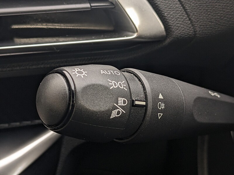 Used Peugeot 3008 2021 for sale - 76969730: Photo 25