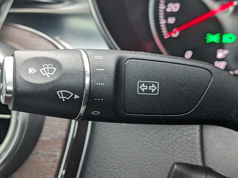 Used Mercedes-Benz C Class 2015 for sale - 77276935: Photo 32