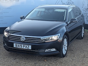 Used Volkswagen Passat 2019 for sale - 76626849: Photo
