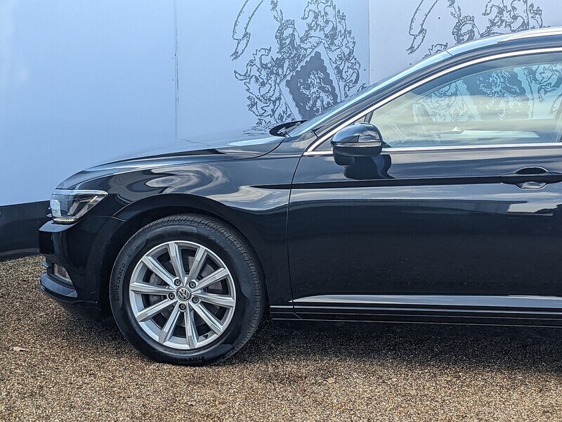 Used Volkswagen Passat 2019 for sale - 76626849: Photo 5