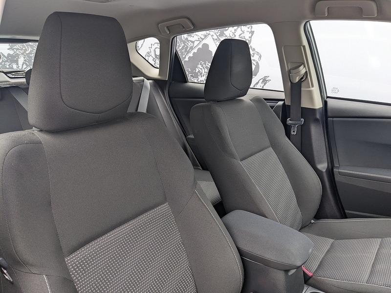 Used Toyota Auris 2014 for sale - 76330447: Photo 13