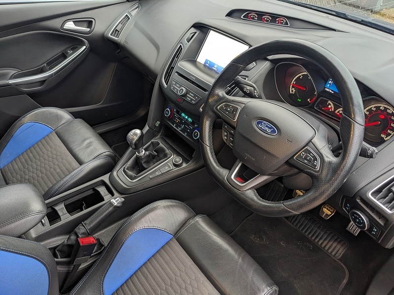 Used Ford Focus 2017 for sale - 76383122: Photo 12