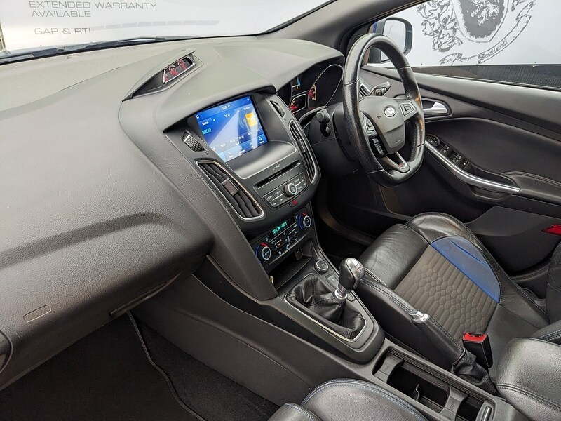 Used Ford Focus 2017 for sale - 76383122: Photo 20