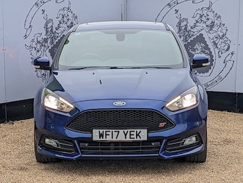 Used Ford Focus 2017 for sale - 76383122: Photo