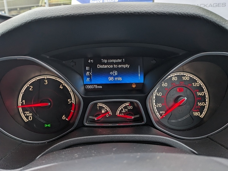 Used Ford Focus 2017 for sale - 76383122: Photo 35