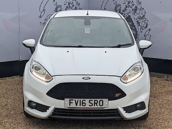 Used Ford Fiesta 2016 for sale - 78583729: Photo