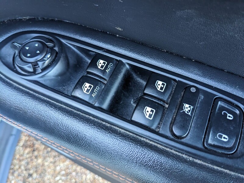 Used Jeep Compass 2018 for sale - 76712113: Photo 31