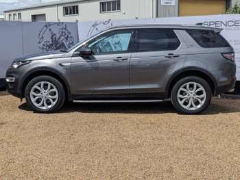 Used Land Rover Discovery Sport 2017 for sale - 74721340: Photo