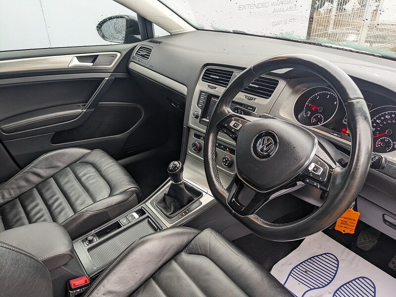 Used Volkswagen Golf 2015 for sale - 77140265: Photo 4