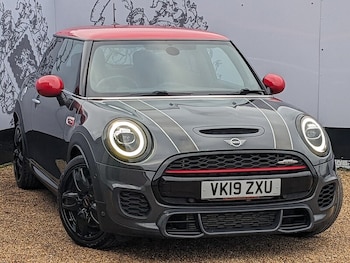 Used MINI Hatch 2019 for sale - 77250880: Photo