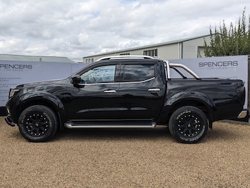 Used Nissan Navara 2016 for sale - 79606072: Photo