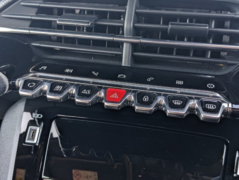 Used Peugeot 208 2021 for sale - 76520839: Photo 25