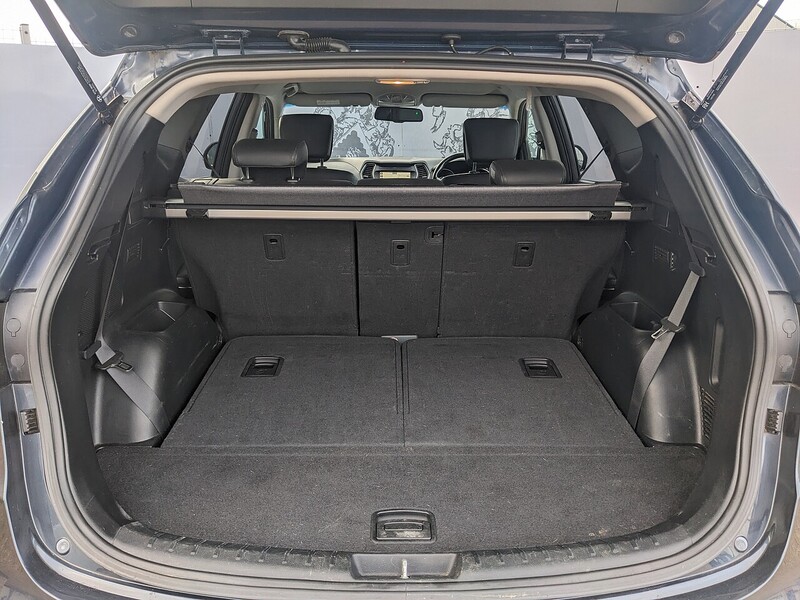 Used Hyundai Santa Fe 2016 for sale - 77475580: Photo 17