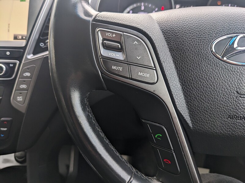 Used Hyundai Santa Fe 2016 for sale - 77475580: Photo 20