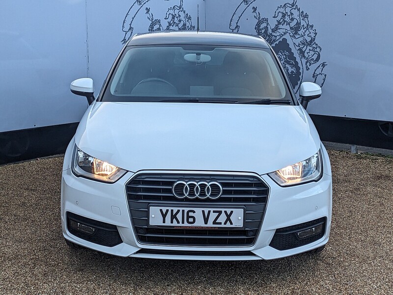 Used Audi A1 2016 for sale - 76950816: Photo 2