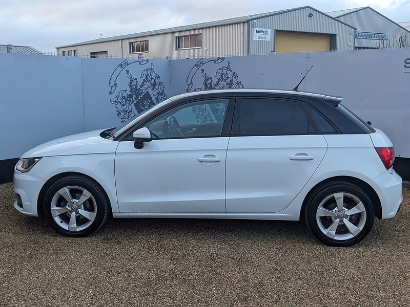 Used Audi A1 2016 for sale - 76950816: Photo 4