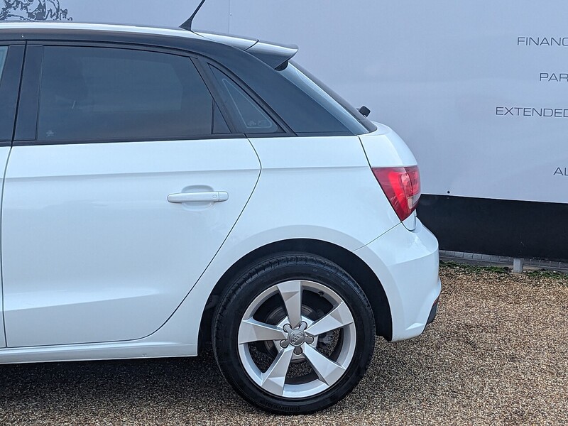 Used Audi A1 2016 for sale - 76950816: Photo 6