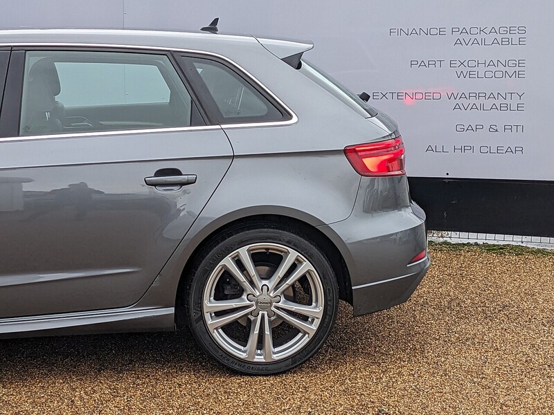 Used Audi A3 2018 for sale - 76808300: Photo 6