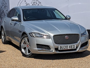Used Jaguar XF 2020 for sale - 79478123: Photo