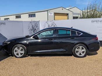 Used Vauxhall Insignia 2019 for sale - 75871652: Photo
