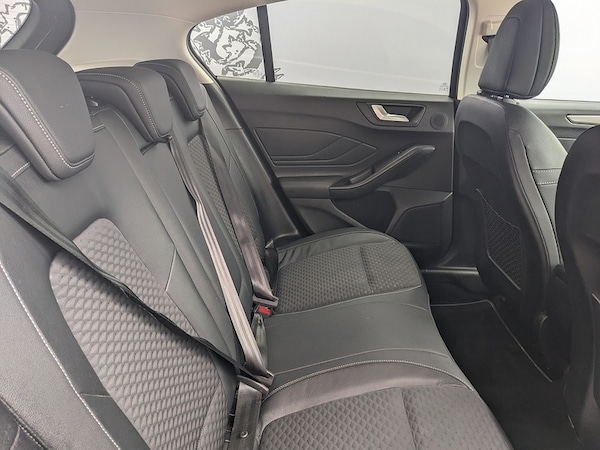 Used Ford Focus 2021 for sale - 76263789: Photo 17