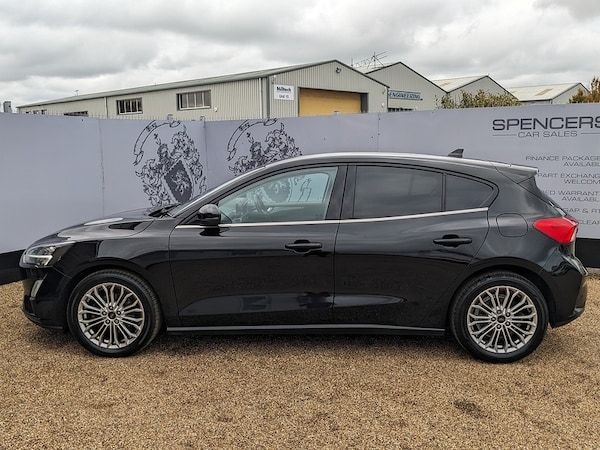 Used Ford Focus 2021 for sale - 76263789: Photo 4