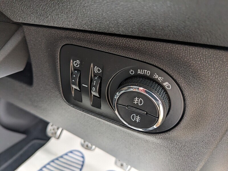 Used Vauxhall Corsa 2015 for sale - 77976818: Photo 23