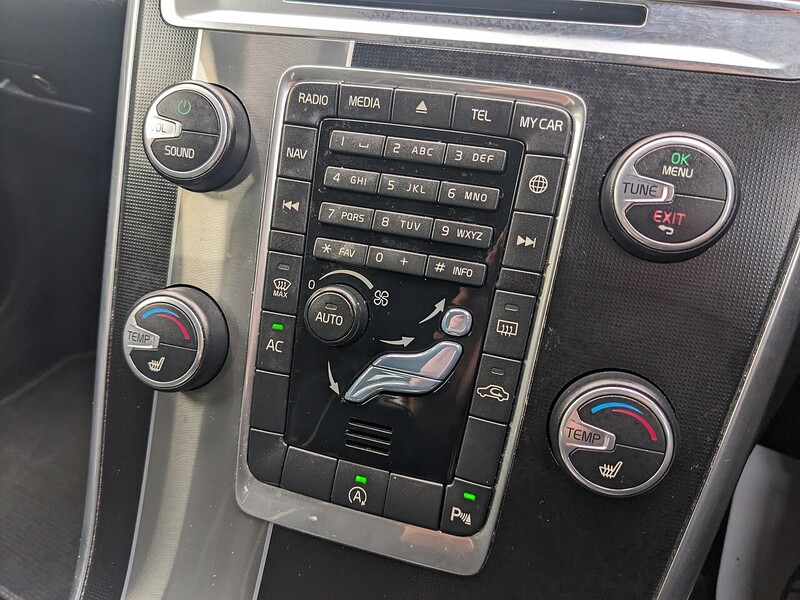 Used Volvo XC60 2016 for sale - 77200957: Photo 28