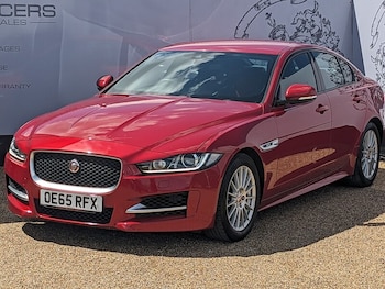 Used Jaguar XE 2016 for sale - 79266147: Photo