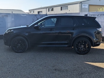 Used Land Rover Discovery Sport 2018 for sale - 78282254: Photo