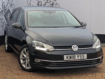 Used Volkswagen Golf 2018 for sale - 76725155: Photo