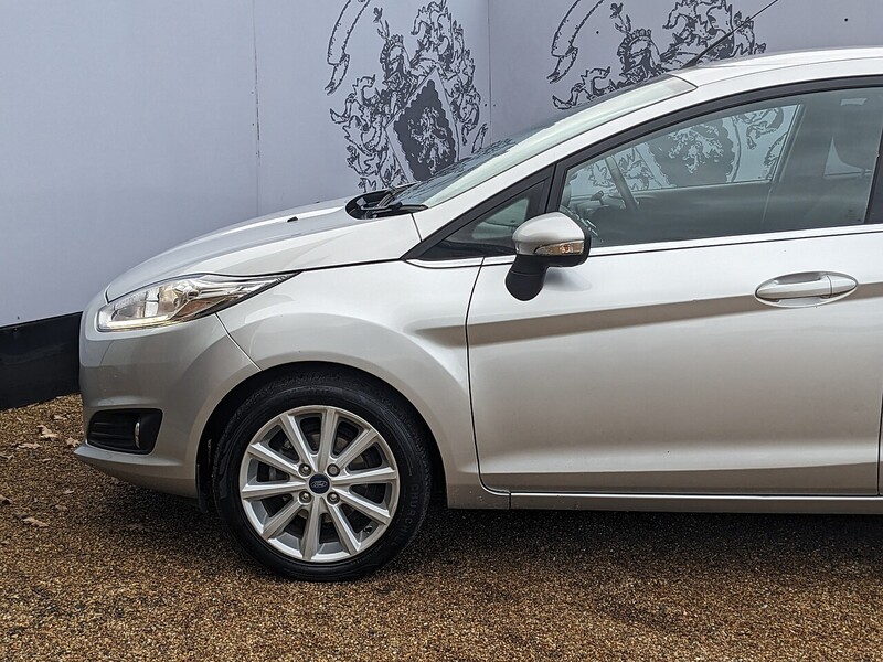 Used Ford Fiesta 2017 for sale - 77564112: Photo 5