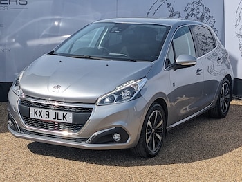 Used Peugeot 208 2019 for sale - 78710982: Photo