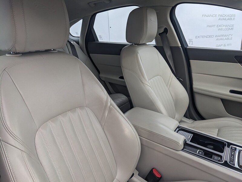 Used Jaguar XF 2019 for sale - 77404542: Photo 10