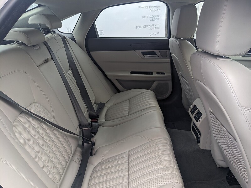 Used Jaguar XF 2019 for sale - 77404542: Photo 13