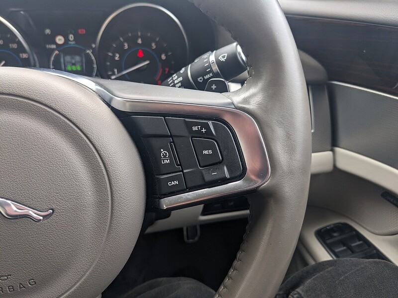 Used Jaguar XF 2019 for sale - 77404542: Photo 19