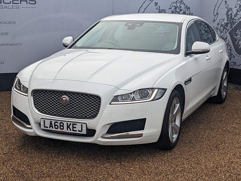 Used Jaguar XF 2019 for sale - 77404542: Photo 3