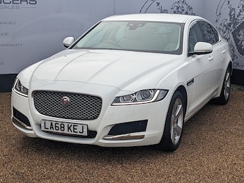 Used Jaguar XF 2019 for sale - 77404542: Photo