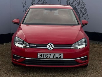 Used Volkswagen Golf 2017 for sale - 76065034: Photo 2