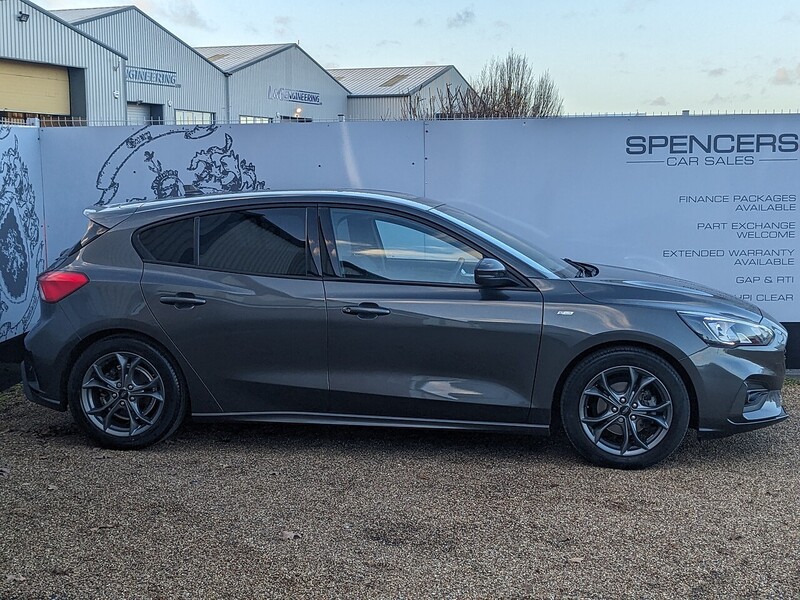 Used Ford Focus 2020 for sale - 76896554: Photo 10