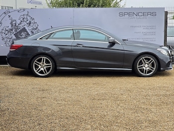 Used Mercedes-Benz E Class 2014 for sale - 79550311: Photo