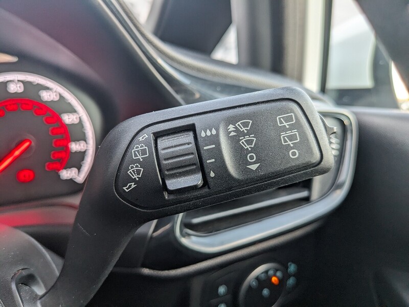 Used Ford Fiesta 2019 for sale - 76798850: Photo 28