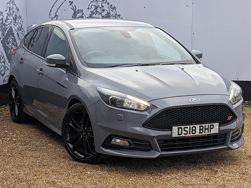 Used Ford Focus 2018 for sale - 76454830: Photo 1