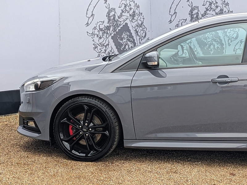 Used Ford Focus 2018 for sale - 76454830: Photo 5