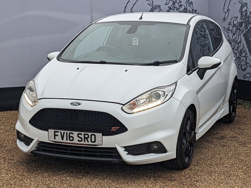 Used Ford Fiesta 2016 for sale - 77976817: Photo 3