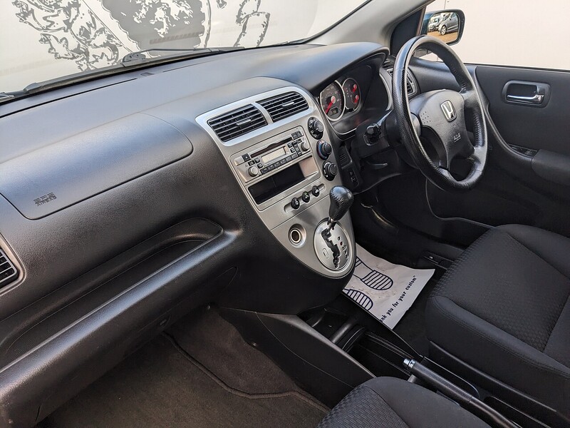 Used Honda Civic 2004 for sale - 77168525: Photo 10